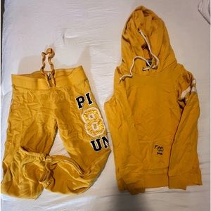 Victoria secret pink hoodie and pants